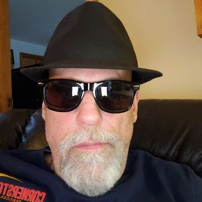 paulcapone3463's profile picture. 