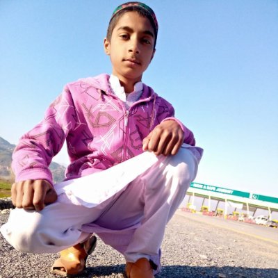 hello everyone!!Smiling face with smiling eyes
follow back plz
I'm new on twitter with
so welcome nahi karoga