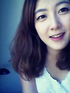 song_v's profile picture. 마음을 나누는 아이