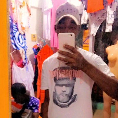 Barry11Ahmed's profile picture. Je suis une personne humble qui mène une vie simple.  Tu n'as pas besoin de choses luxueuses pour être heureux, car tu es déjà satisfait de ce que tu as