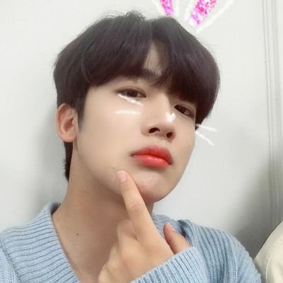 voting account || kim yohan is my bias || i ult WEi || main: @yhnaegi