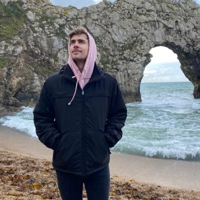 thecernik's profile picture. Sam Cernik / 24 / Infrastructure Engineer