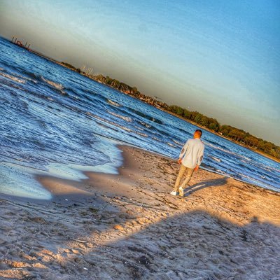 BlitzscalingInv's profile picture. 