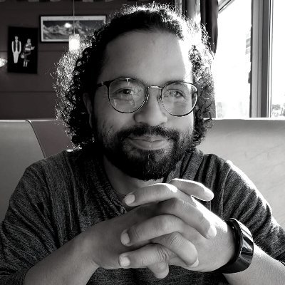 Your1stAD's profile picture. 🇵🇷 Puerto Rican TV & Film Writer. 
Assistant Director/Stage Manager. 
 Lover of Tea.