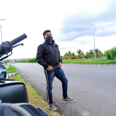 entrepranay's profile picture. Augmenting ↗️
Resolute ✚
ಕನ್ನಡಿಗ 😎