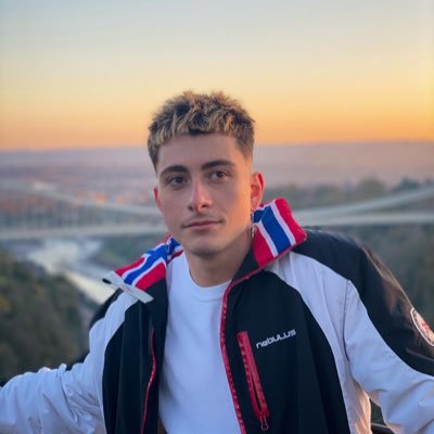 StasKoper's profile picture. STONKS #EGLD #XRP THERE IS ONLY ONE LORD OF THE RING! Herotag: @itarille