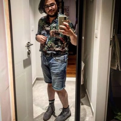 Maxie_lam's profile picture. I'm here, I'm queer, y'all should definitely fear