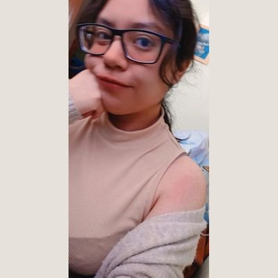 EsmePasos's profile picture. 