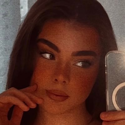 nikolet40651536's profile picture. 🧋