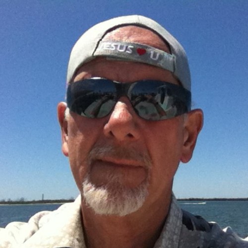 Christian, Conservative, Constitutional. Without GOD this nation is crumbling! Veteran that respects guns!
