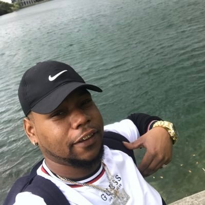 Member of #PurePlatnumMC #R1 ridder ✈️#SKY #iParty that's my fam #SouthernNotState #MoneyMyModavation #fuccUfoo 凸^-^凸 idgaf bout how u feel #FVSU #SSU #CSU