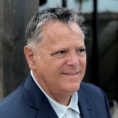 I work with AdvanceComFunds , As a Financial Assistant, We fund Real Estate projects , we help Investors who are stuck with their projects with https://t.co/WRM8U0uKkS Me !