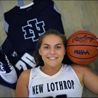 Makayla Lienau (@makayla_lienau) 's Twitter Profile