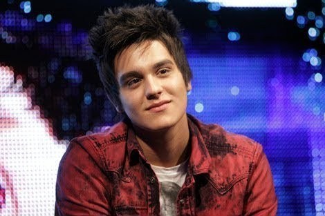 Vitória:Presidente,Angie:Vici-Presidente,@luansantana Nós Ti amamos, Folow aki amoor?!♥
FC criadõ em 29/09/10