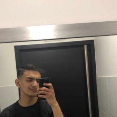 ismaelkc7's profile picture. 👻Ismael.el.