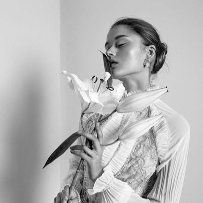 saaya37398372's profile picture. 遥か昔、雪の女王・魔王から韓国ドラマの虜✨✨トッケビ・空から降る一億の星が好き💕ただ今#ソイングク#ナムジュヒョク#チョンヘイン#ジュノの沼にドボンドボンドボンドボンｯｯｯ💓