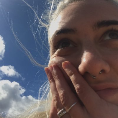 room_temp_ass's profile picture. quick question: what the fuck?