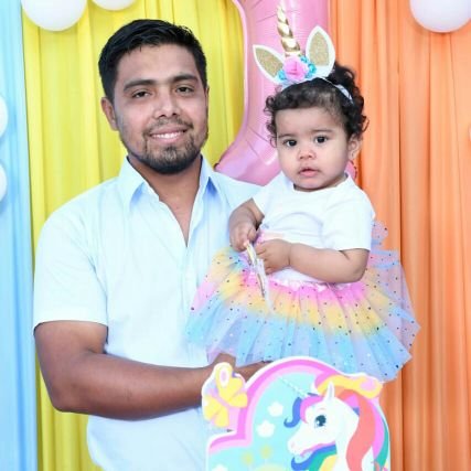 Lolobritez90's profile picture. 