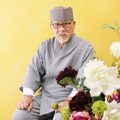 振り子占い専門占い師 夢雲来灯 ムーンライト と申します。
恋する男女の噓発見器 騙されないで下さい。
世の中には噓つきが沢山います。 正直な人とお付き合いしましょう。
只今、恋愛相談受付中。
お問い合わせは下記のサイトへ。 1件 2,200円 後払いです。