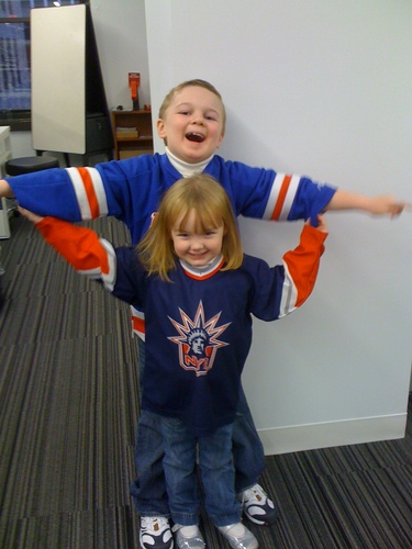I used to teach psychology, now I stay home with the kiddies and hunt at auctions.