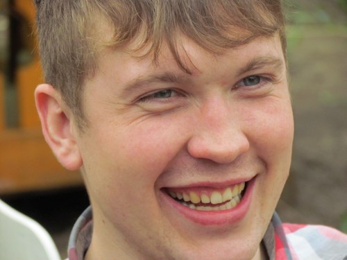 _f0y's profile picture. стараюсь быть старательным