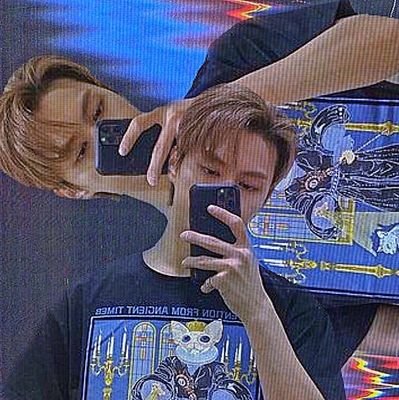 She/Her||
semi stress and random person but full of luck 🔥

SVT Fan Acc + SVT Editors Fan Acc
