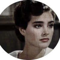 — (@youn_1) Twitter profile photo