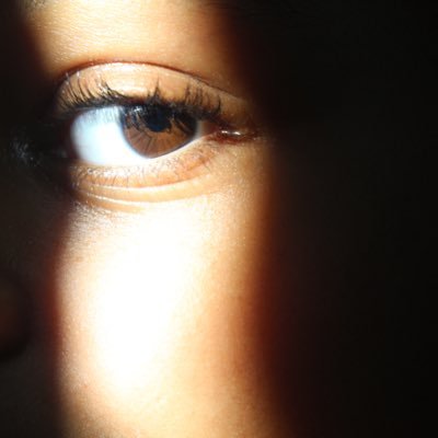 basiclogicchick's profile picture. 