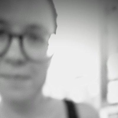 DemariaAurea's profile picture. Professora