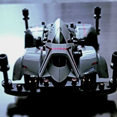 フルカウルミニ四駆からの復帰!
楽しく走らせています!
復帰のきっかけはジオグライダー‼️

ガンプラも少々😄