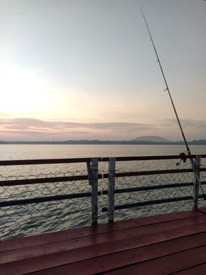 sahakmy's profile picture. happy person