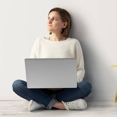 sanscode_'s profile picture. #NoCode Coach • I like beeing online, but I enjoy wine in rl • 🖤 #domains + #zerocode