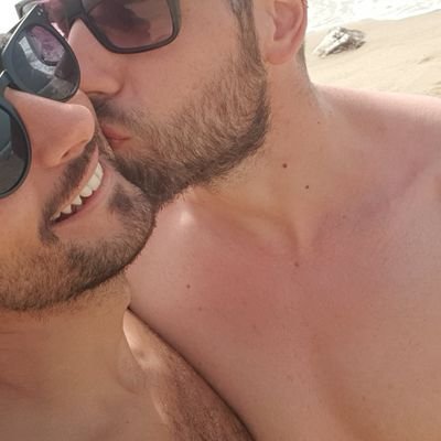 Hi guys! We are an Italian married couple who loves to have fun!😈