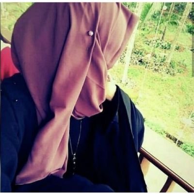 میرا کارنامہ زندگی میری حسرتوں کے سِوا کچھ نہیں
یہ کیا نہیں، وہ ہوا نہیں، یہ ملا نہیں، وہ رہا نہیں