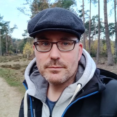 RalphOtto6's profile picture. Geschiedenis, Sci-fi en Lego.