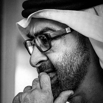 hh_3454's profile picture. ويسألونك عن الأب قُل : 
حسّه في الحياه يكفي عن الف شعور