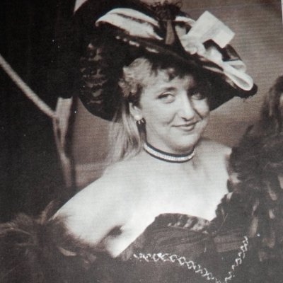 Mae North Profile