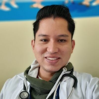 Médico Graduado en la UCE