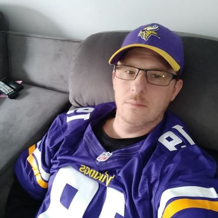 LesBrow18505402's profile picture. what doesn't make me special......