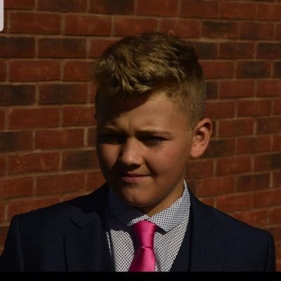 azymuth4's profile picture. 