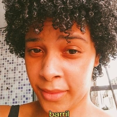 tristeza, indignação e alívio cômico tudo ao mesmo tempo nesse perfil