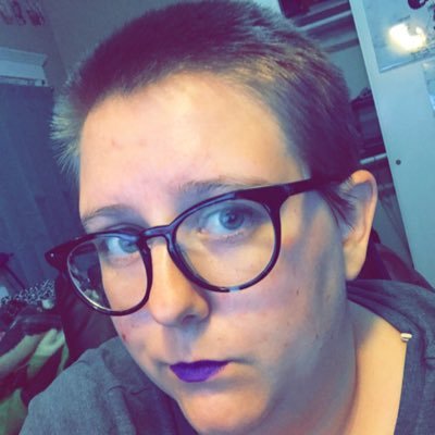 Alysusername's profile picture. This is literally just so I can follow people.