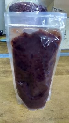 創業75年。名古屋市北区にて、様々なあんこを作ってます。小豆や白手亡は北海道産100%使用。第二•四の 土:11〜13時、平日(祝日含む):9〜13時 に営業しております。 定休日は日曜日。餡子の自動販売機は24時間365日稼働中。