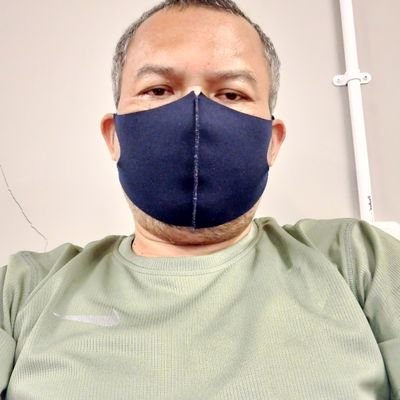 hanya manusia biasa