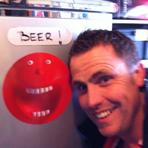 RichLakester's profile picture. love women, fast cars and beer!