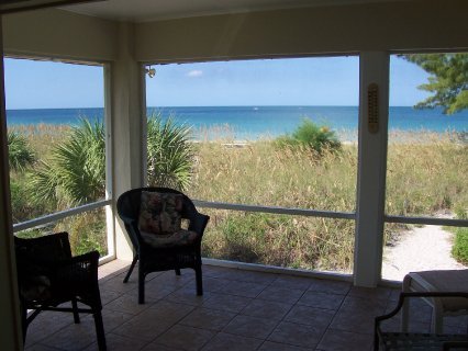 Located on beautiful Casey Key, the West Wind Vacation Apartments are the perfect way to spend your next vacation. Beautiful, unspoiled Florida at it's finest!