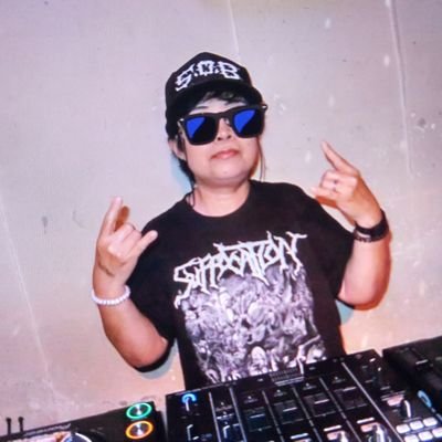 Metal DJ 🇯🇵Granny