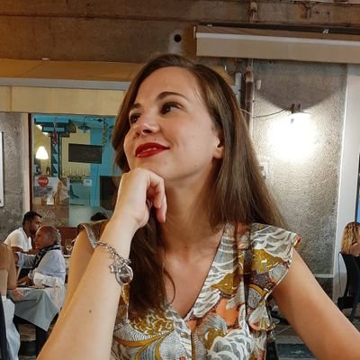 FrancescaCala10's profile picture. Dottoressa in Lettere Classiche. Amo i libri e il teatro, lo sport e la buona musica.