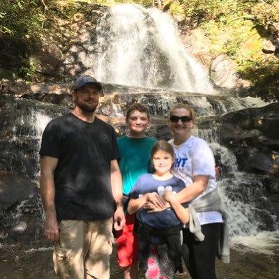 AlexaTutor's profile picture. The original Alexa. The Office superfan. Co-host of Modern Moms Podcast @modernmomspod.