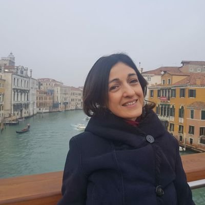 professoressa universitaria di Diritto dell'Unione europea, appassionata di giustizia penale europea, integrazione differenziata, migrazioni, ambiente, UEM